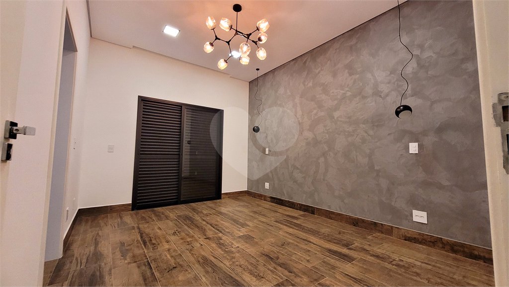 Casa à venda ou para alugar com 3 suítes no condomínio Saint Paul, Itu - SP