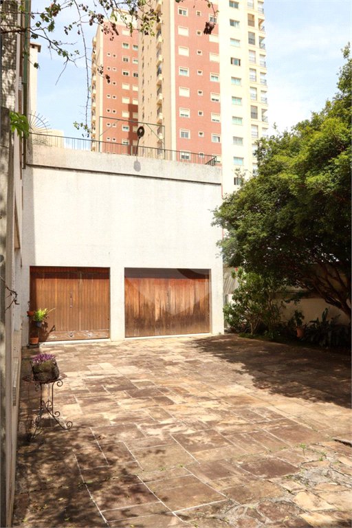 Casa à venda com 3 quartos no condomínio Paderewsky, São Paulo - SP