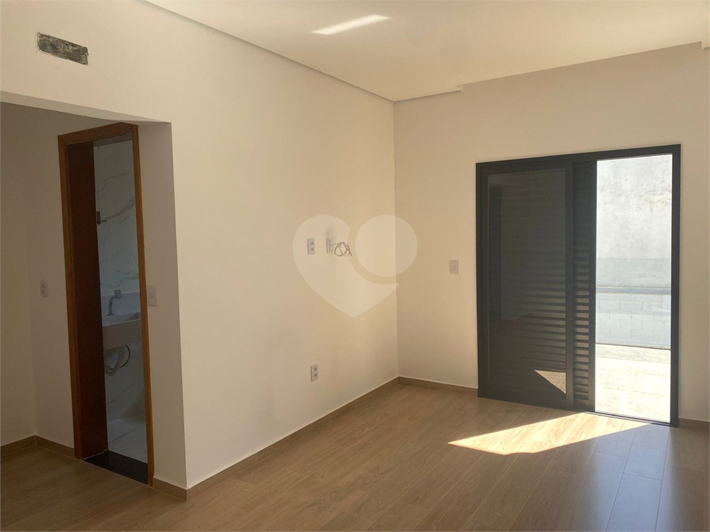 Casa à venda com 3 suítes no condomínio Golden Park Residence, Sorocaba - SP