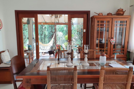 Casa para locação no Jardim Paulista – um refúgio com vista deslumbrante em Atibaia
