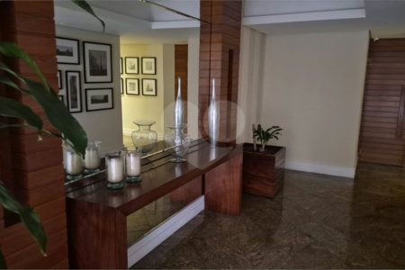 Apartamento à venda ou para alugar com 3 quartos, sendo 1 suíte, em Vila Regente Feijó, São Paulo, SP