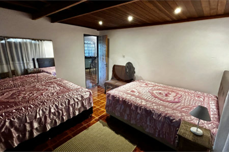 Chácara à venda com 2 quartos, sendo 1 suíte, em Jardim das Garças, Santo André, SP