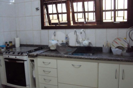 Casa à venda com 3 suítes em Vila Sônia, São Paulo, SP