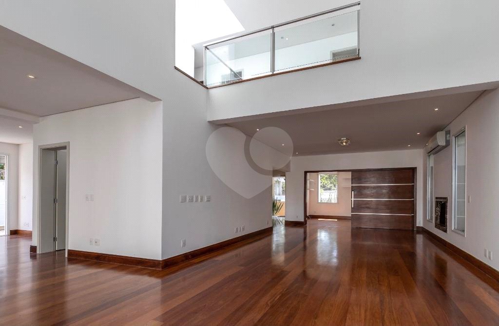 Casa à venda com 4 suítes no condomínio Vila Alba, São Paulo - SP