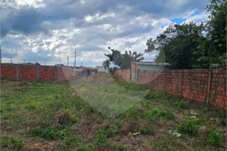 Terreno à venda em Parque dos Ipês III, Ponta Porã, MS