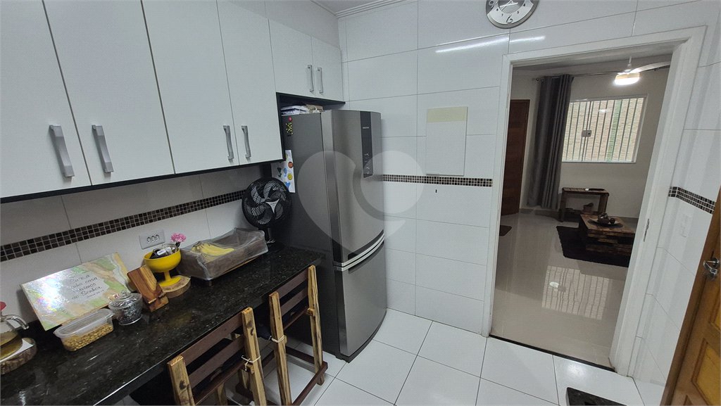 Casa à venda com 2 suítes no condomínio Simão Machado, São Paulo - SP