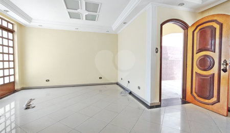 Casa à venda com 3 quartos, sendo 1 suíte, em Vila Mazzei, São Paulo, SP
