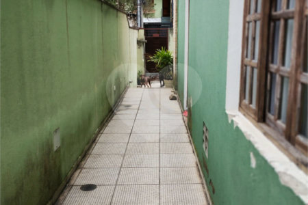 Sobrado à venda com 4 quartos, sendo 1 suíte, em Jardim Monte Kemel, São Paulo, SP