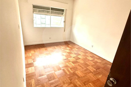Apartamento à venda com 4 quartos, sendo 1 suíte, em Paraíso, São Paulo, SP