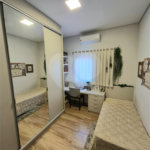 Casa à venda com 3 quartos, sendo 1 suíte,  no condomínio Mantova, Indaiatuba - SP