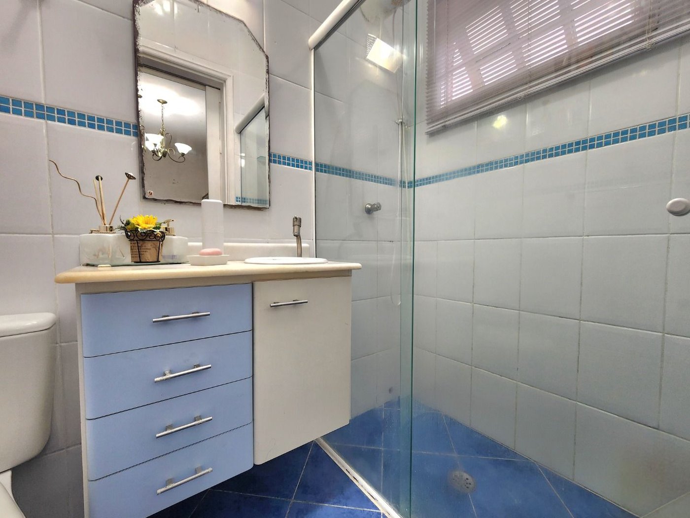 Casa próximo da praia com 3 dormitórios à venda, 128 m² por R$ 1.300.000 - Pompéia - Santos/SP