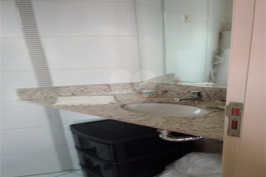 Casa à venda com 3 quartos, sendo 2 suítes, no condomínio Villa's Residencial, São Paulo - SP