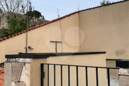 Casa Térrea à venda com 3 quartos, sendo 1 suíte, em Vila Lavínia, Mogi das Cruzes, SP
