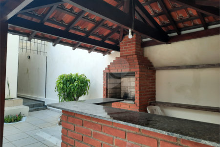 Casa Térrea à venda com 3 quartos, sendo 1 suíte, em Jardim Marajoara, São Paulo, SP