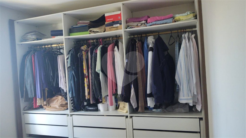Apartamento à venda com 3 quartos, sendo 1 suíte, em Vila Leonor, Guarulhos, SP