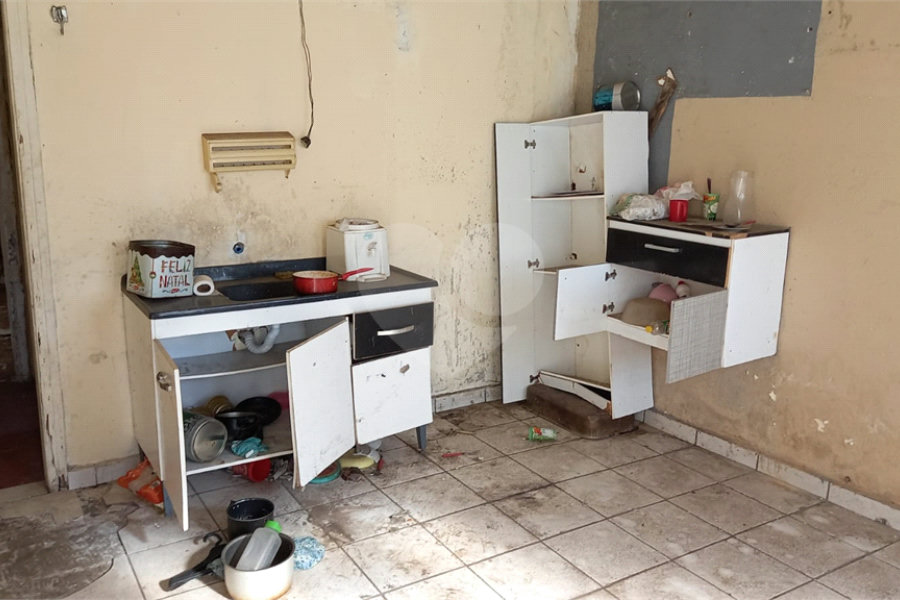 Terreno à venda com 8 quartos, sendo 2 suítes, em Santana, São Paulo, SP