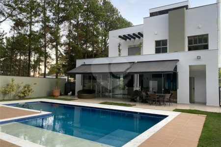 Casa à venda com 4 suítes no condomínio Vivendas do Lago, Sorocaba - SP