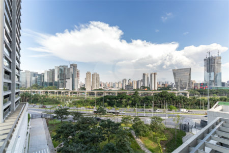Apartamento à venda com 2 suítes em Jardim Morumbi, São Paulo, SP