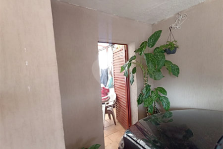 Casa à venda com 3 quartos em Vila Reis, Itapetininga, SP