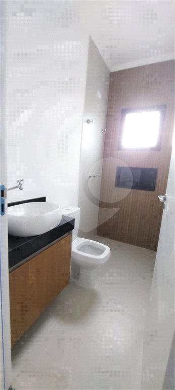 Sobrado para alugar com 3 quartos, sendo 1 suíte, em Vila Petrópolis, Atibaia, SP
