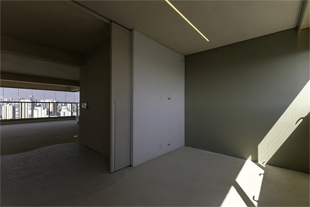 Apartamento à venda ou para alugar com 3 suítes em Água Branca, São Paulo, SP