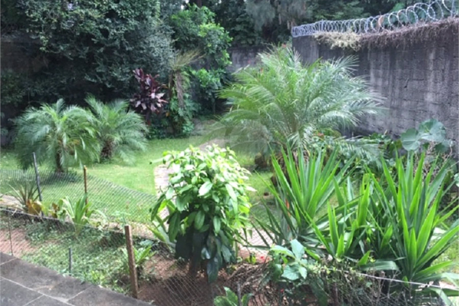 Sobrado à venda com 5 quartos, sendo 2 suítes,  em Tremembé, São Paulo, SP