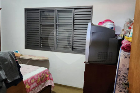 Sobrado à venda com 3 quartos, sendo 1 suíte, em Jardim Floridiana (vila Xavier), Araraquara, SP