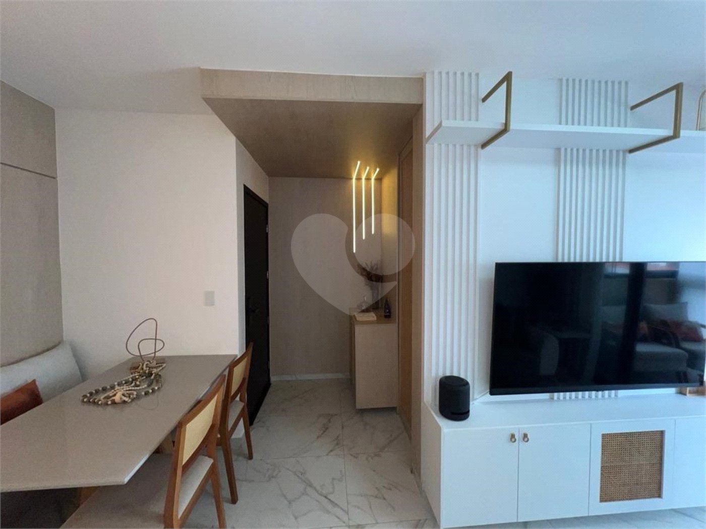 Apartamento à venda com 2 quartos, sendo 1 suíte, em Jardim Paulistano, Sorocaba, SP