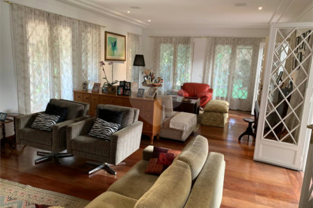 Casa à venda ou para alugar com 4 suítes no condomínio Residencial Parques das Magnólias, São Paulo - SP