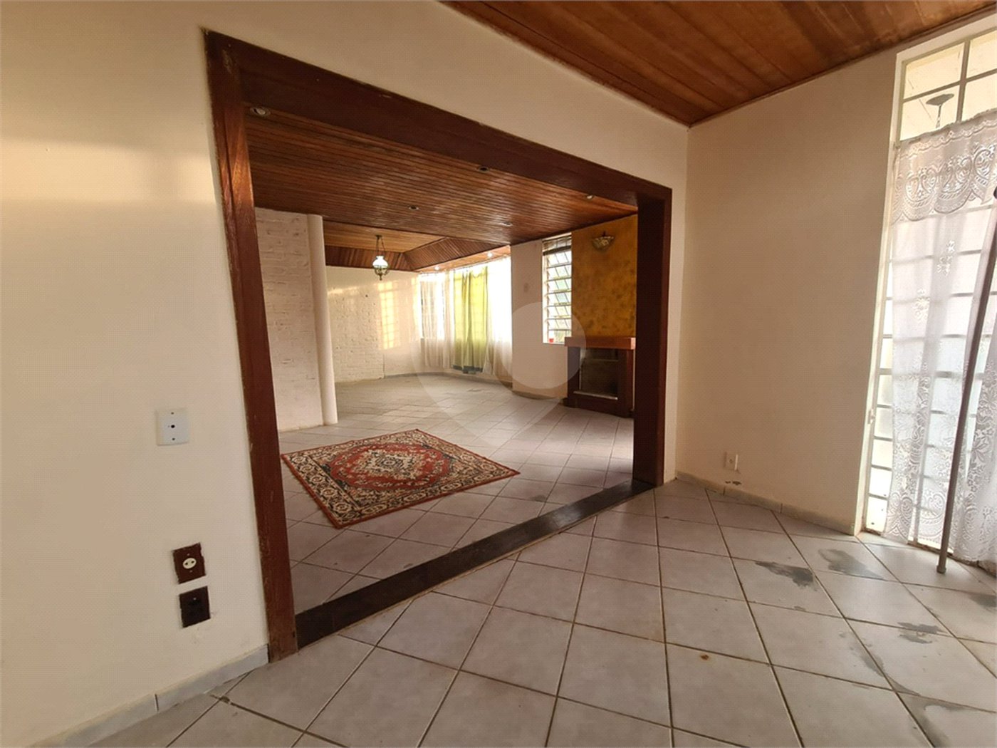 Casa à venda com 3 quartos, sendo 1 suíte, no Centro, Araçoiaba da Serra, SP