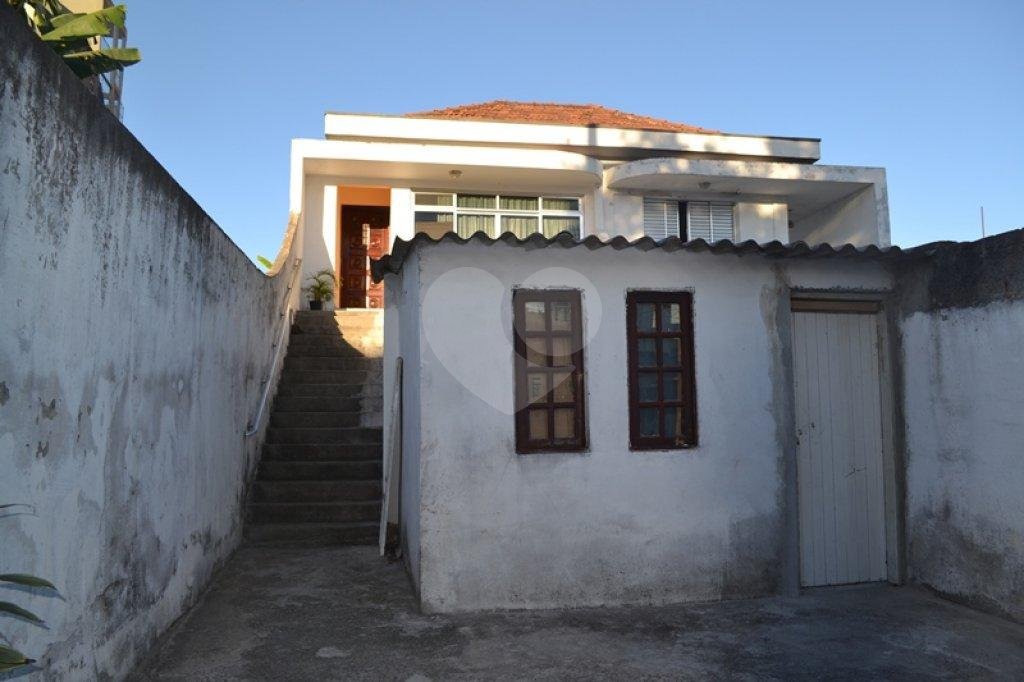 Sobrado à venda com 2 quartos em Vila Nivi, São Paulo, SP