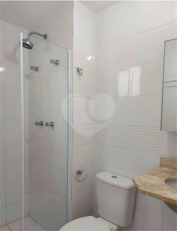 Apartamento para alugar com 3 quartos, sendo 1 suíte, em Lar São Paulo, São Paulo, SP