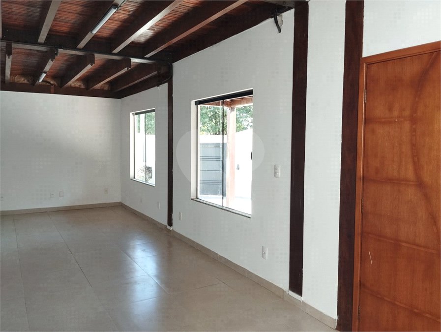 Casa à venda com 3 quartos, sendo 2 suítes, em Vila Harmonia, Araraquara, SP