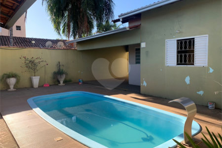 Casa à venda com 3 quartos, sendo 1 suíte,  no Centro, Três Lagoas, MS