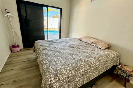 Casa à venda com 3 suítes no condomínio Village Ipanema 2, Araçoiaba da Serra - SP