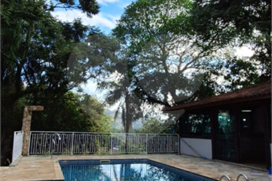Casa à venda ou para alugar com 4 quartos, sendo 2 suítes, em Serra da Cantareira, Mairiporã, SP