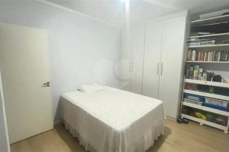 Casa à venda com 3 suítes em CUPECÊ, São Paulo, SP
