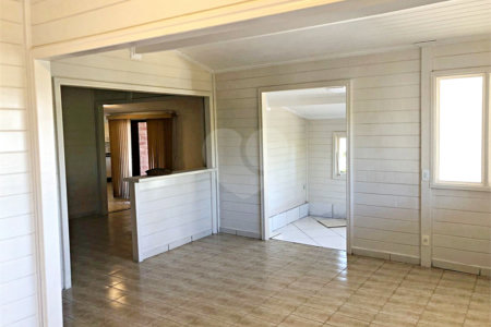 Casa à venda com 4 quartos, sendo 2 suítes, no condomínio Estância Marambaia, Vinhedo - SP