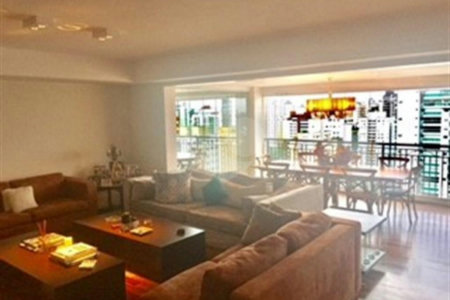 Apartamento à venda com 3 suítes em Campo Belo, São Paulo, SP