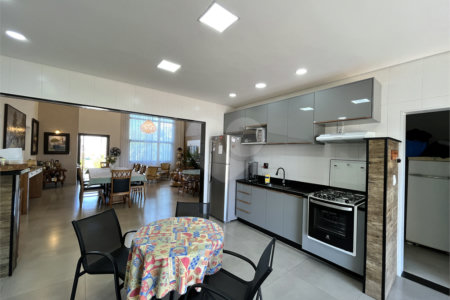 Casa à venda com 3 suítes no condomínio Village Ipanema 1, Araçoiaba da Serra - SP