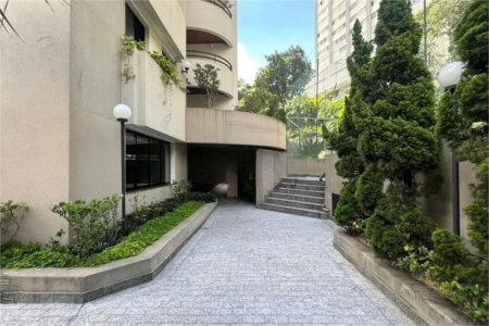 Apartamento à venda com 3 quartos, sendo 1 suíte, em Vila Madalena, São Paulo, SP