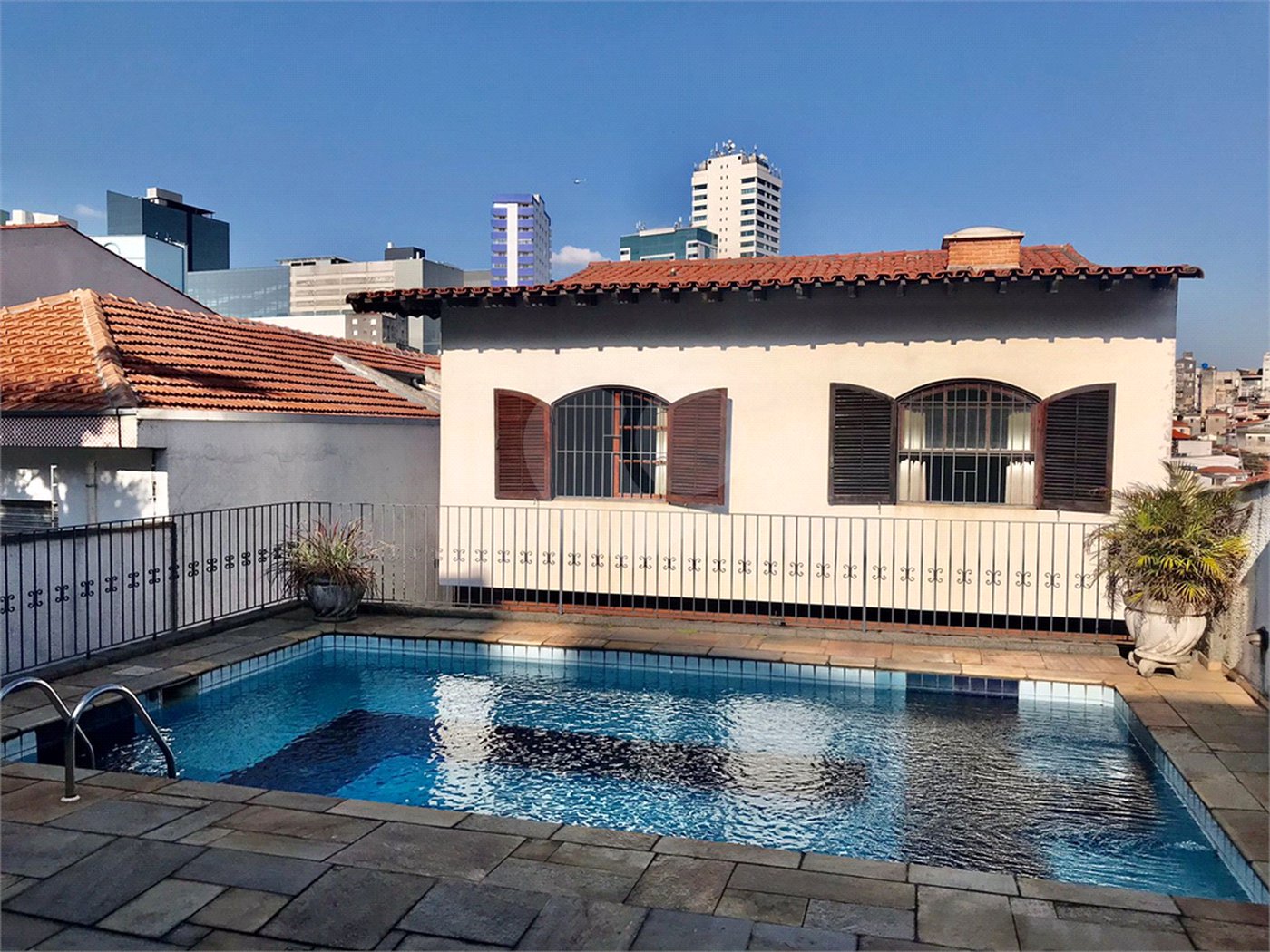 Sobrado à venda com 3 suítes em Jardim Franca, São Paulo, SP