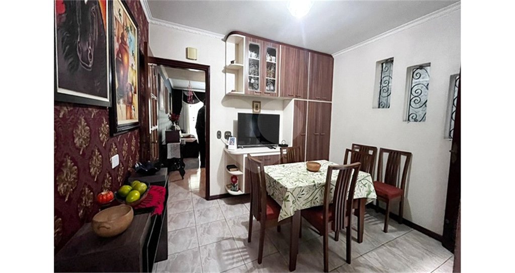 Casa à venda com 3 quartos, sendo 1 suíte, em Vila Boaçava, São Paulo, SP