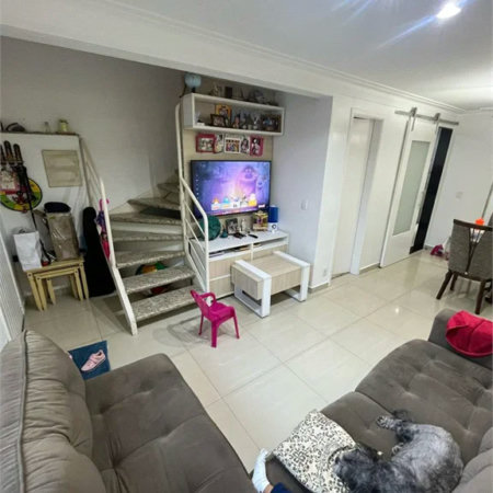 Casa à venda com 3 quartos, sendo 1 suíte, no condomínio Vila das Cores, São Paulo - SP