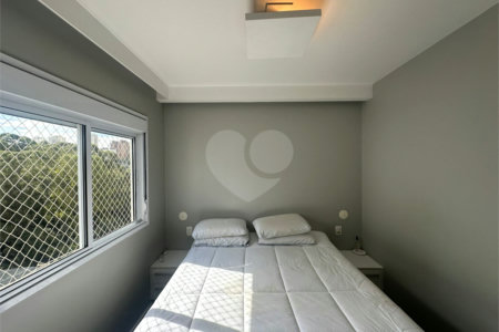 Apartamento à venda com 2 suítes em Vila Andrade, São Paulo, SP