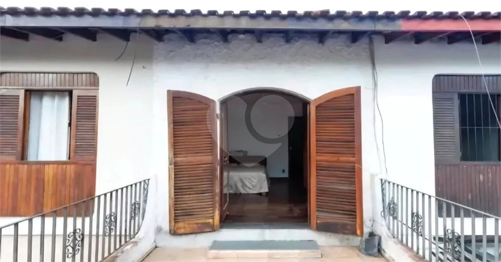Sobrado à venda com 3 quartos em Jardim Peri Peri, São Paulo, SP