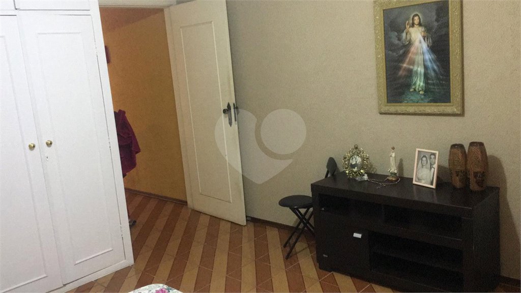 Sobrado à venda com 3 quartos, sendo 1 suíte, em Tremembé, São Paulo, SP