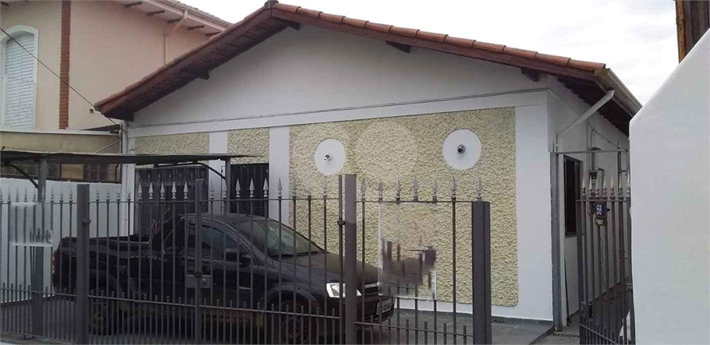 Casa Térrea à venda com 3 quartos em Santa Teresinha, São Paulo, SP