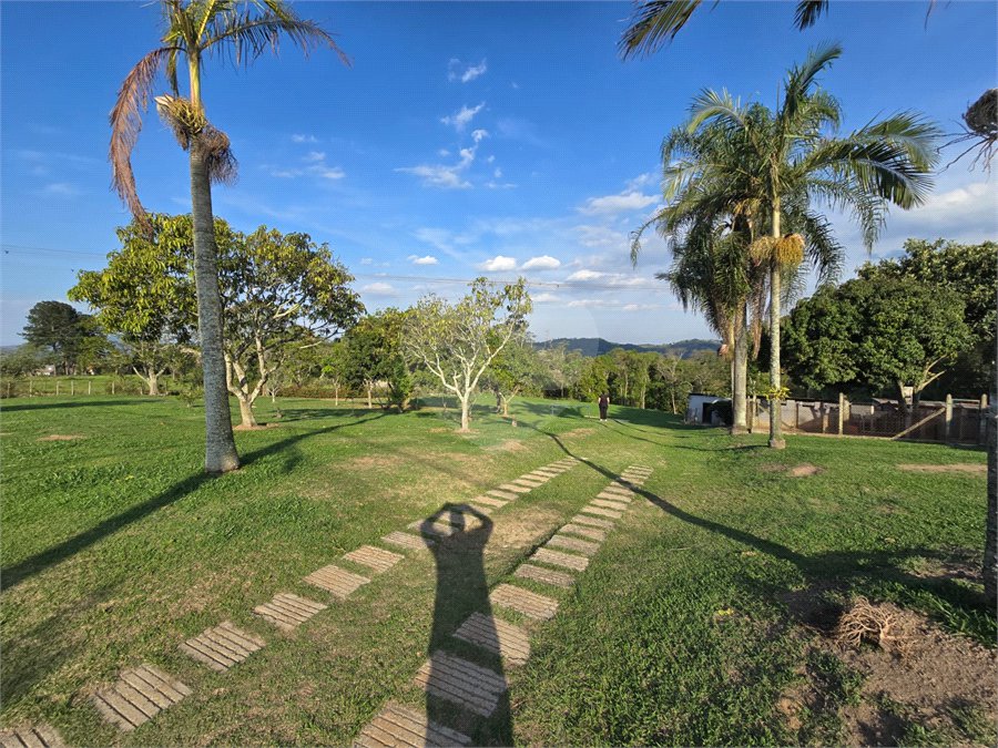 Chácara à venda com 3 quartos, sendo 1 suíte,  em Planalto Verde, São Roque, SP