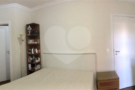 Apartamento à venda com 3 quartos, sendo 1 suíte,  em Vila Santo Estevão, São Paulo, SP